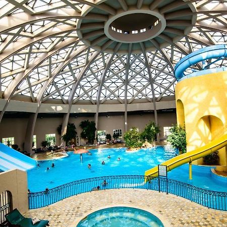 Suites Hotel Les Charmilles & Spa Ла-Марса Экстерьер фото